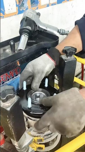 How to inspect and replace strut mount shocks on your vehicle #mechanic #automobile #vehicles #tips