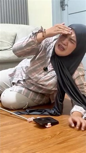 Attending an Online Seminar But Feeling Sleepy #funny #hilarious #laughing