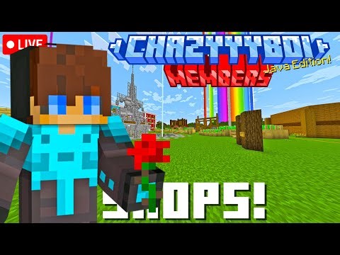 BUILDING A SHOP IN MY MINECRAFT SERVER!