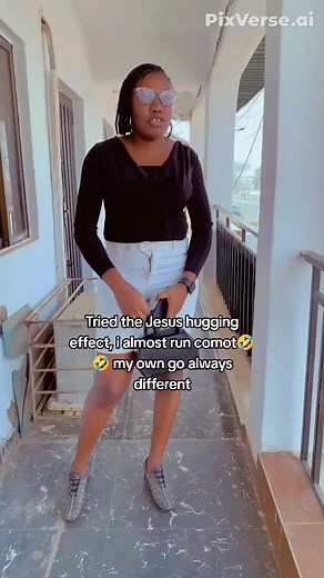 1M views · 10K reactions | I tried the Jesus hugging effect 藍藍 | Dorcas Sampson-Olaiya | Facebook