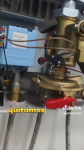 AGUA MUY CALIENTE ♨️? Aquí una solución a este problema. #boilerdepaso #calentadordeagua #calefones #hazlotumismo #fontaneria #boiler #calefon #calefonelectrico #calefont #plomeria #