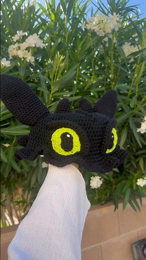 How To Train Your Dragon Toothless Night Fury Crochet Hat #crochetbuckethat #toothlessdragon