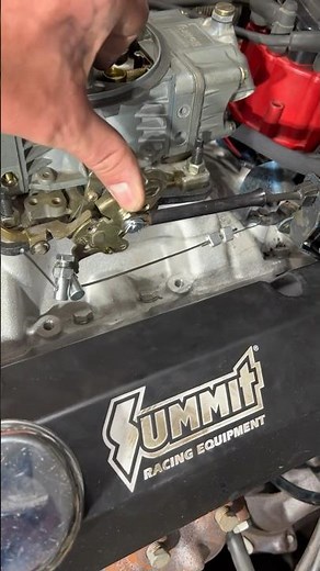 Transmission kickdown setup on our Chevy 350/Turbo 350 👨🏻‍🔧 #themeanocamino