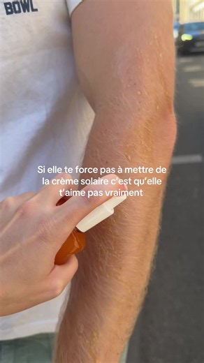 Langage de l'amour : pourquoi la crème solaire compte