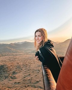 “This was my biggest adventure yet - India & Nepal! 🇮🇳🇳🇵 I try to take every opportunity I can to travel, and the more I travel, the more important it becomes. And two incredible weeks spent in two beautiful countries is exactly what I needed. I’ve travelled alone and loved my solo adventures, but this trip was a whole new level of travel that I was a little nervous about taking alone - so I booked my first Intrepid trip (and I am so happy that I did). I still felt like I had the freedom to 
