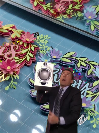 New cake topper template is designed! Stay tuned for this to drop on my website this weekend 👏 #caketopper #crafts #cakedecorating #smallbusiness @Cricut UK & Ireland @Cricut