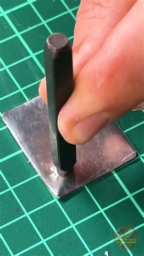 I Built My Own Silver Play Button… And It’s INSANE 😳🔥