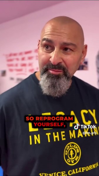 Disclaimer: This video is created exclusively for educational purposes, focusing on self-defense techniques. It is not intended to promote, encourage, or glorify violence in any manner. All techniques demonstrated in this video are performed by trained professionals under controlled conditions, ensuring the safety of everyone involved. We strongly advise against attempting these techniques without proper training and supervision. #ahmetkaydul #fightmentality #martialarts #closecombat #selfdefens