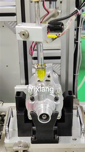 87K views · 533 reactions | Automatically add the lubricant oil in compressor. #automotive #compressor #production #yixiang | Yixiang auto AC parts factory | Facebook