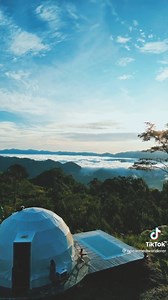 Throwback to when our favorite travel vlogger - One Armed Wanderer - visited us! Balik na po kayo Sir and Ma'am! 😊 💚 #GeodomeKalinaw #GeodomePaglaum #VillaGrasya #MistyHeightsPH | Misty Heights PH