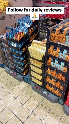 549K views · 4.5K reactions | Follow for daily food reviews #food #foodie #chocolate #aldi #foodchallenge #foodblogger | Right Guys Reviews | Facebook