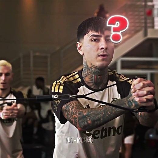 ERICK PULGAR VAI LEVANTAR MEMPHIS DEPAY #shorts #viral