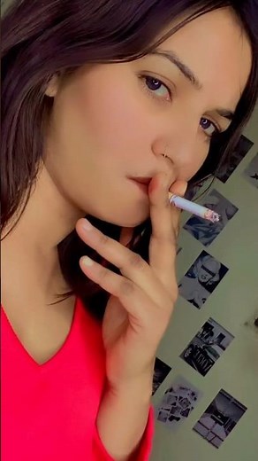 Girl's Smoking Viral💔😭🚭🔞#smoker #smokingcigars #cigarette #girl #shorts #trending #song #সিগারেট