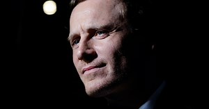 Here's the First Photo of Michael Fassbender in 'Alien: Covenant'