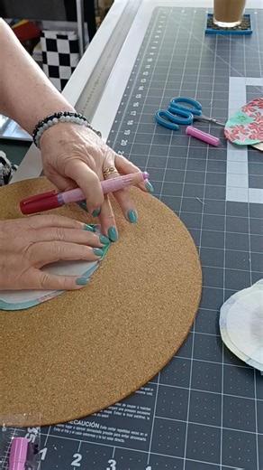 8.6K views · 48 reactions | Starting off the day with some turned edge applique. Working on the Fenceline quilt sample #sewbrightshopsamples #annamariaparryquiltpattern | Sew Bright Alpine Quilting | Facebook