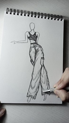 Aesthetic Body Drawing Tutorial | Fashion Sketching Tips