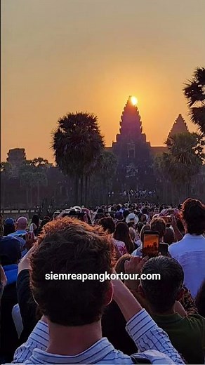 Amazing sunrise of Angkor Wat, famous temple of Cambodia #travel #cambodiaexplorer #angkorwat