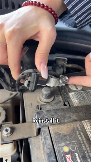 It is actually very simple to eliminate the engine fault light, save it for future use#driving #car #DIY #tips #drivinglessons #cardrivinglessons #carpart #repair | Drivers Lesson