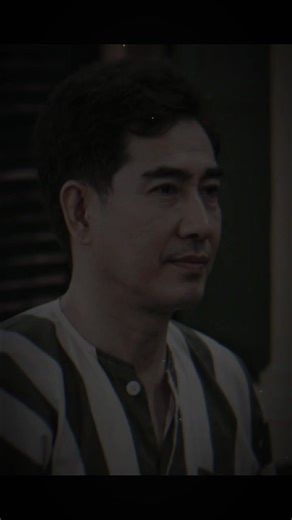 Hồ Việt Sử – Một cái tên từng lừng lẫy Sài Thành thập niên 90. Từ một nhân vật có máu mặt sở hữu hàng loạt vũ trường, ông từng vướng vòng lao lý trong chuyên án chấn động năm 2002 liên quan đến ông trùm Năm Cam. Sau biến cố 13 năm trả giá cho sai lầm, ông đã thực hiện cú lội ngược dòng ngoạn mục để trở thành doanh nhân đứng sau dự án nghìn tỷ đất Bạc Liêu. Một cuộc đời đầy thăng trầm:từ bóng tối bước ra ánh sáng! #gianghoxua#hovietsu #nguyenhuuthinh #nguyenviethung #hungthinh