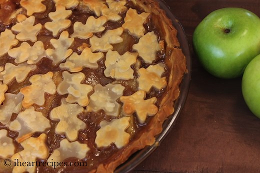 Delicious Apple Cobbler Recipe | I Heart Recipes