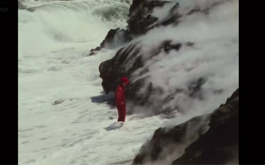 火山挚恋 Fire of Love 片段