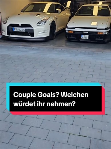Auch wenn gerade 2 meine Beautys im Museum stehen sieht es doch ganz schön wild daheim aus (es fehlen Nissan GTR R34 VspecII sowie der 2000er GTR Hakosuka) aber kann sich glaub trotzdem sehen lassen. Für welchen würdet ihr euch entscheiden??? und warum? #evolution #supra #ae86 #gtr #couplegoals Autos!