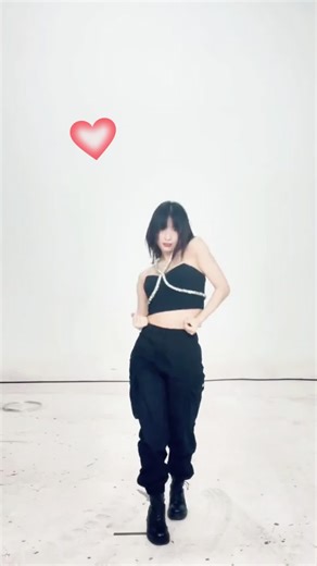 Momo's Controversial Performance at Victoria's Secret Fashion Show