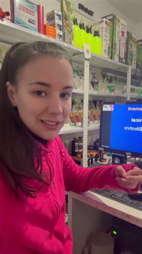 Thrips parvispinus. A very resistant and harmful thrips #agriculture #gardening #garden