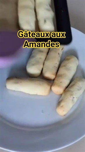 Gâteau aux Amandes - Moelleux et Facile
