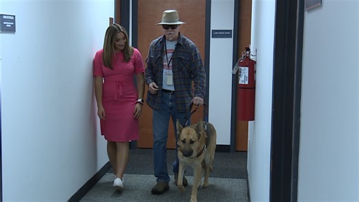 Blind blood donor inspires others to help American Red Cross