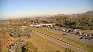 Accident sur l'autoroute A7 au km 124 à Montélimar direction Lyon. 11 km de bouchons. | Autoroutes Info Trafic France