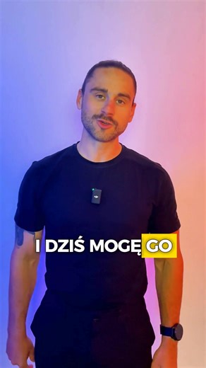 Zamiast chować się przy stoliku, możesz być tym, którego obserwuje cała sala. Dance Control daje Ci narzędzie, żeby to osiągnąć w 2 dni. Obserwuj po więcej!#dance | Dance Control - zacznij tańczyć w 2 dni