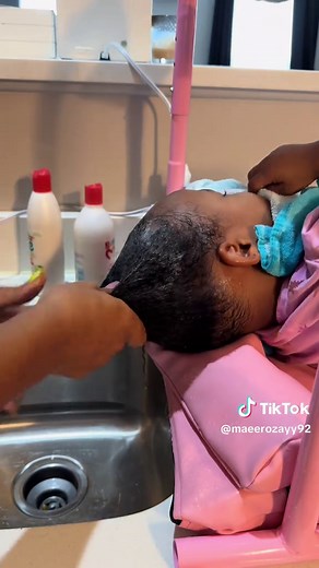 Toddler Hair Wash Day Made Easy with Fun Clips