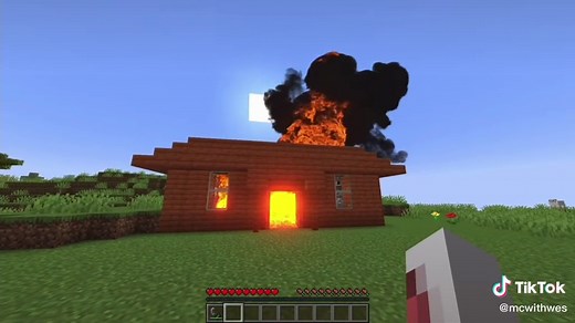 Realistic Minecraft House Fire: Watch it Burn 🔥