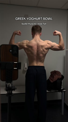 Will Smith | Greek yoghurt bowl to build muscle and lose fat Calories: 320 Protein: 24g Carbs: 22g Fat: 14g Fibre: 6g Ingredients 230g Greek Yoghurt (I... | Instagram