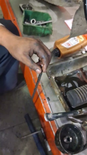 self chain broken magnet side