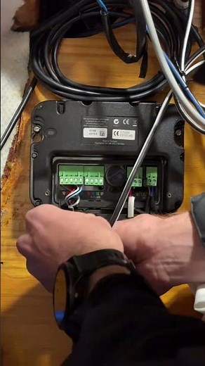 Installing an autopilot - Raymarine EV100 Wheelpilot #sailboat #raymarine #sailing #boat #autopilot
