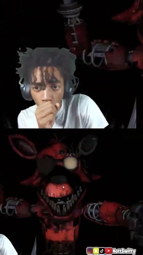 Foxy needs to be stopped 😳