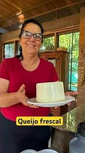Fresh farm cheese. Learn the secret to making it juicy and delicious #celiamorais #cheeses