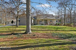 1048 Forest Dr, Crossville, TN 38555 | Estately 🧡 | MLS# 1324864