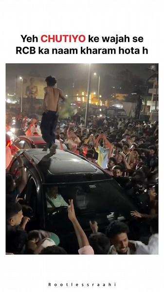 RCB fans going crazy after winning IPL walking over cars #short #viral #cricketbuzz #rcbvsgt #fans