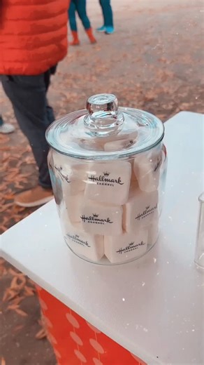 A festive time at the Opry House!! 💕✨ Shop the Opry x Hallmark collection here: https://opryent.co/3XLmqIA Be sure to tune in for ‘A Grand Ole Opry Christmas’ on November 29th at 8/7c on Hallmark Channel! | Grand Ole Opry