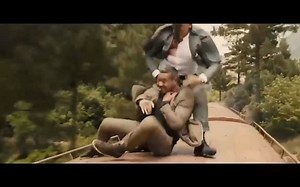 电影：007动作片巅峰之作，近十年无法超越的震撼大片，绝对经典[超清版]