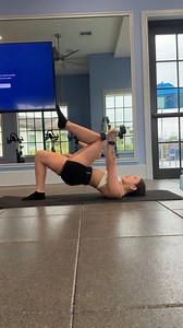 11K views · 16K reactions | Esta es tu señal para agregar ejercicios de pilates a tu rutina y así trabajar más músculos a la vez Únete al reto del l!nk de mi b!o y transforma tu cuerpo con mas ejercicios como este #gluteos #piernasygluteos #rutinadepiernas #mancuernas #tonificar #reducircintura #ejercicioencasa #entrenamientocasero #aumentarmasamuscular #chicafitness #amantespilates #deepcore #rutinaencasa | Stephaniaruizfit | Facebook