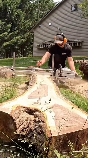 Throwback to this black walnut log that produced some GORGEOUS slabs! I cannot wait to see what these slabs become!! The log was 8’ 6” long, 16” to 26” wide at the crotch, and the slabs were cut at 9/4 thick. I milled this log with my @stihlusa MS 881 and one of my @granberginternational MKIV Alaskan mills. Interested in Granberg milling equipment?! Shop their website and use my coupon code at checkout to save 10%. Code- foxridgeslabs #granberg #granberginternational #granbergambassador #madeinu