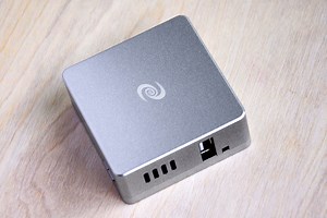 Protect yourself and your private data with this decentralized VPN