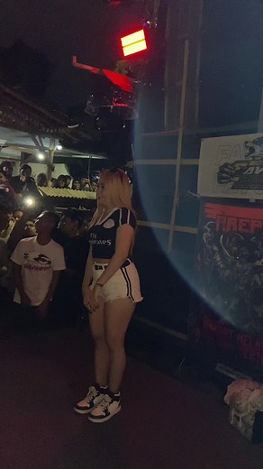 Pargoy Dance: Kumpulan Aksi Tarian Mama Muda