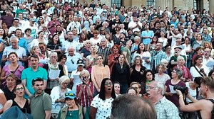 The Flashmob Singalong at Konzerthaus, Gendarmenmarkt, Berlin, brought thousands of people together to sing along to It's a Wonderful World and Ein Hoch Auf Uns; as well as Ode to Joy, together with all participating cities across Europe, at exactly 8pm on the 21st June - here's What a Wonderful World by Louis Armstrong and sung by the good people of Berlin. It brought tears to our eyes and we can't wait for next year! | Fête de la Musique - Berlin