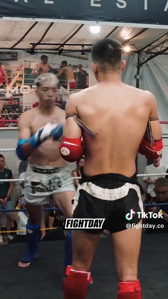 Muay Thai Knockouts: Ian's Breathtaking Victory