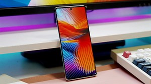 24GB 1TB降至3069元，1.5K东方屏 骁龙8Gen3，内置大容量电池